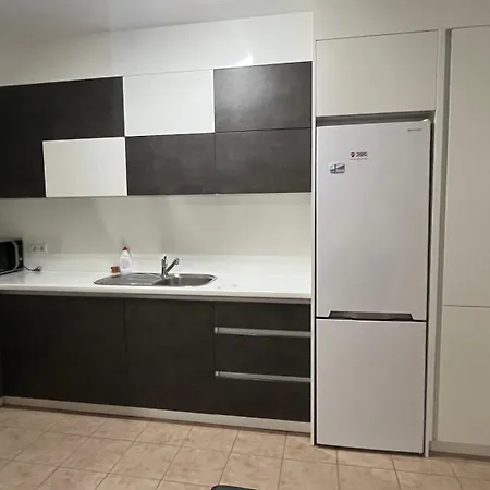 شقة Stan Na Dan Samac